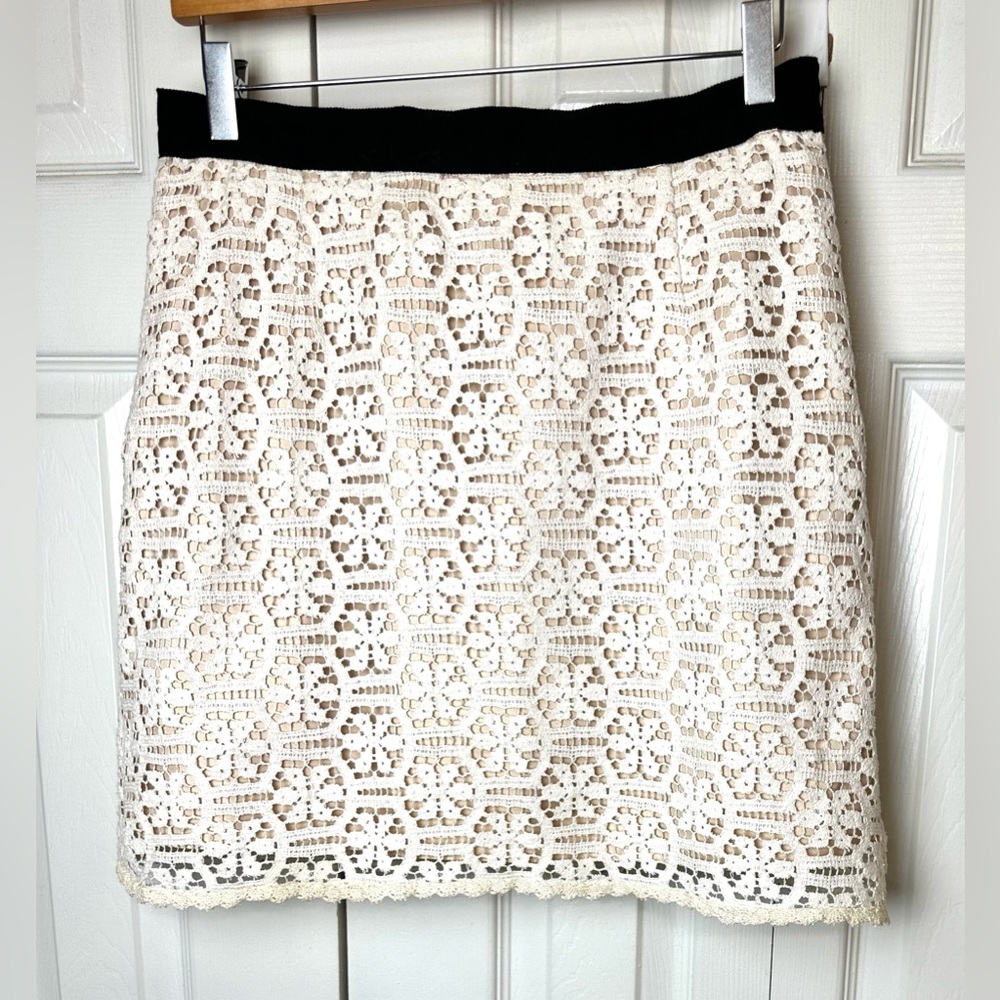 MILLY of New York Crochet Embroidered Lace Overlay Mini Skirt Ivory Cream Flower